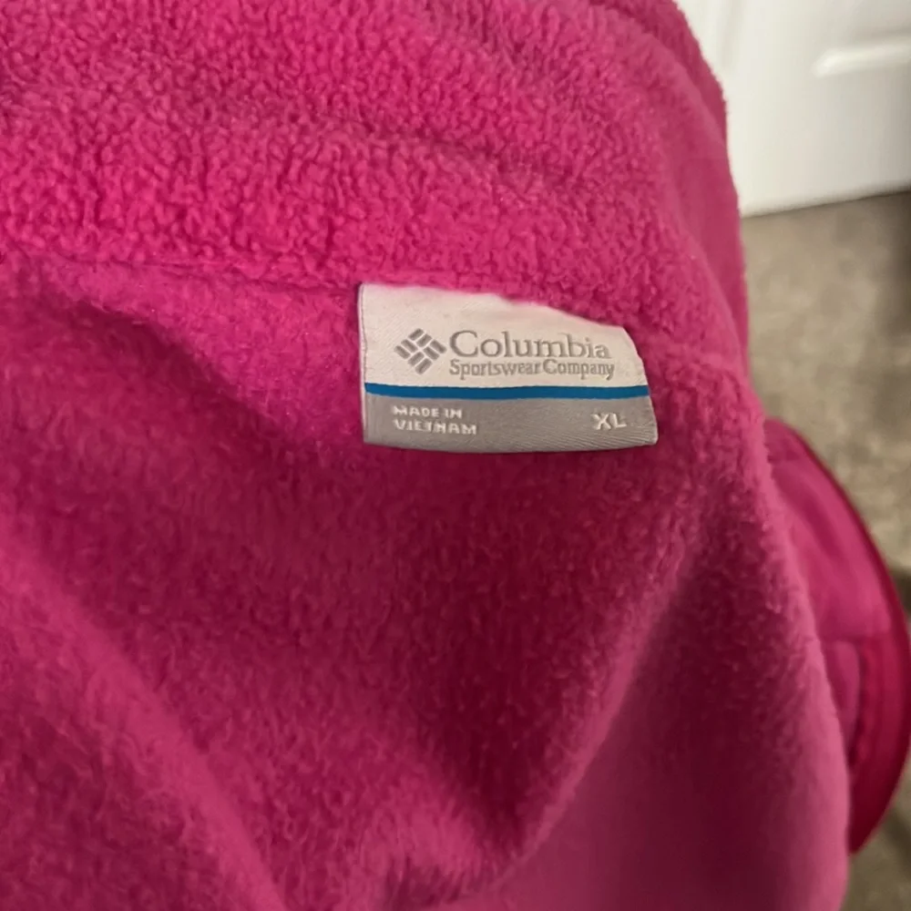 Bright pink Columbia fleece zip up, size XL - Picture 4 of 4